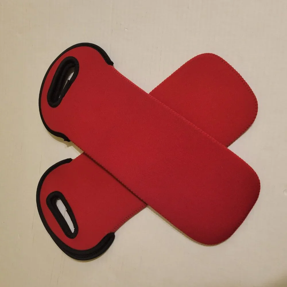 BroilPro Accessories, Wine & Carrier Totes, Red & Black Pair